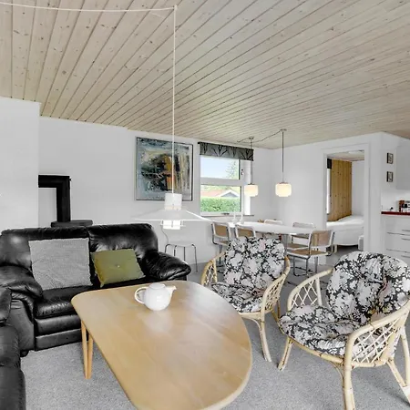 別荘 3 Bedroom Pet Friendly In *