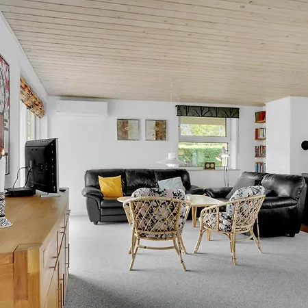 別荘 3 Bedroom Pet Friendly In