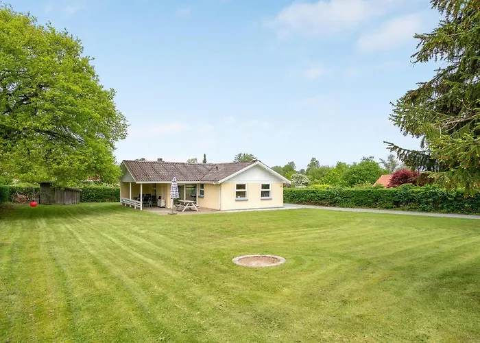 度假居 3 Bedroom Pet Friendly In Hejls
